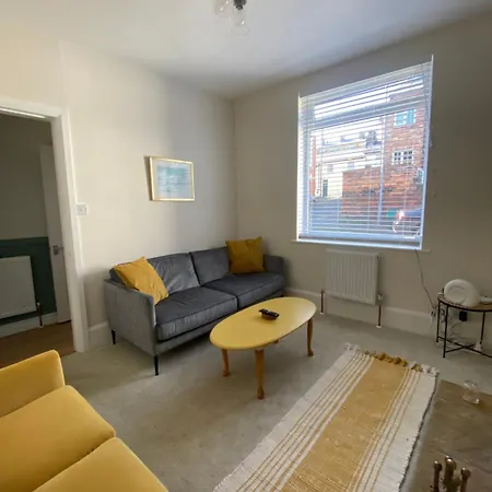 Sea Biscuit Cottage, Scarborough