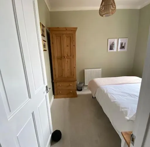 Sea Biscuit Cottage,