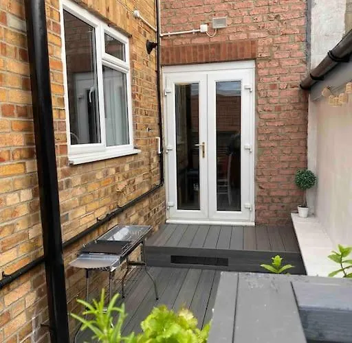 Sea Biscuit Cottage, *