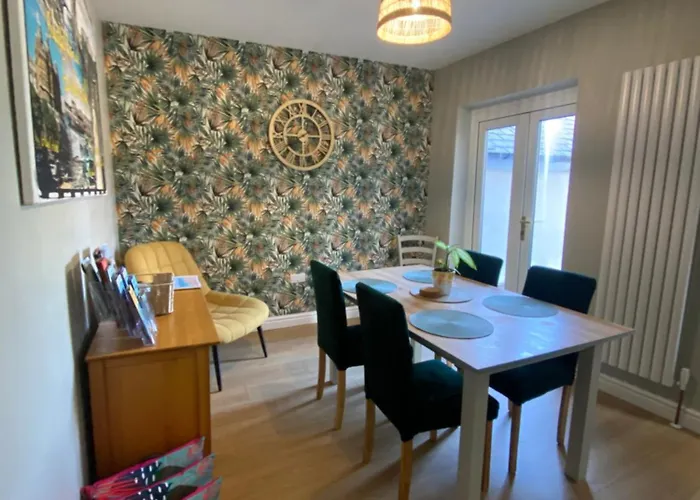 Sea Biscuit Cottage, *